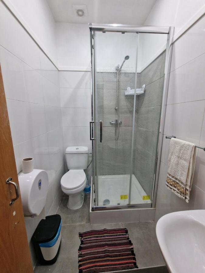 Local Private Hostel Lissabon